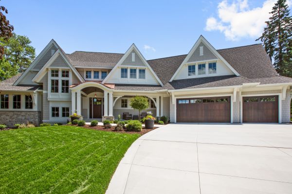 Cost of Driveway Concrete Resurfacing in Des Moines